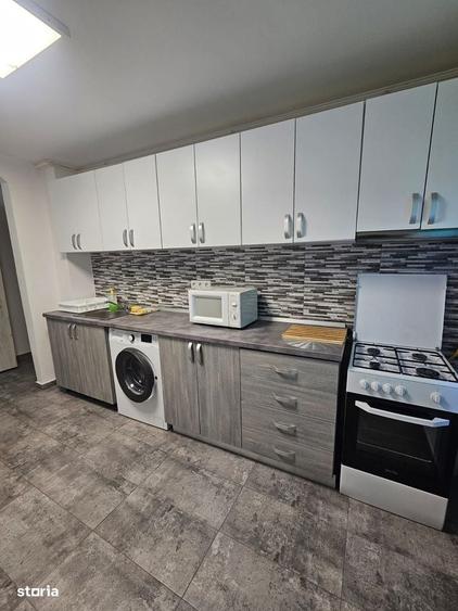 Apartament cu 2 camere în Micro 17