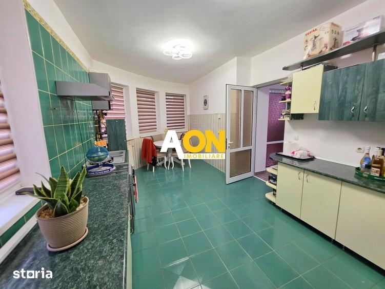 Casă cu 5 camere cu Teren 589 Mp în Ampoi 3