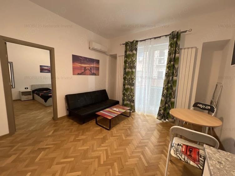 Apartament cu 2 camere semidecomandat, mobilat în Nord