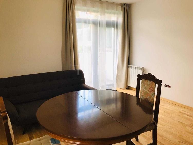 Apartament cu 2 camere semidecomandat, mobilat în Andrei Mureșanu