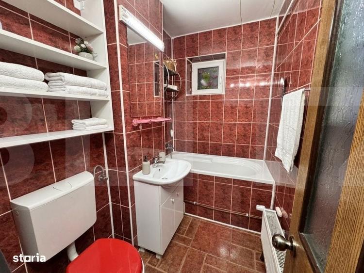 Apartament cu 3 camere semidecomandat în Central