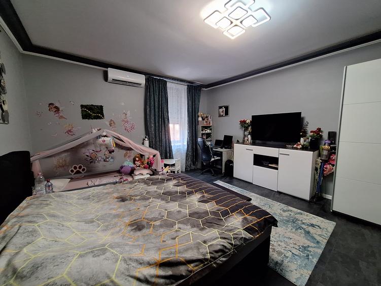 Apartament cu 2 camere semidecomandat, mobilat în Take Ionescu