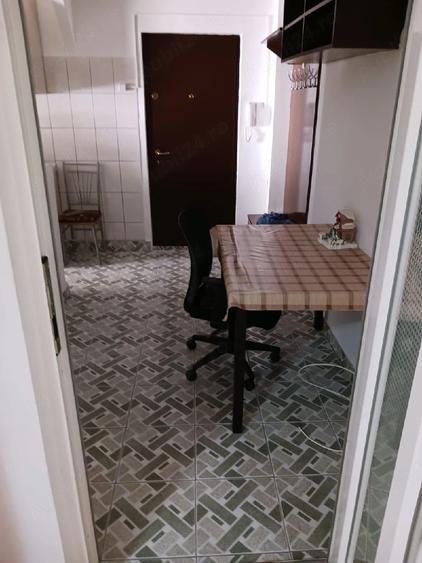 Garsonieră decomandată în Buziașului