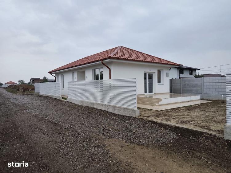 Casă cu 3 camere cu Teren 330 Mp în Samurcași