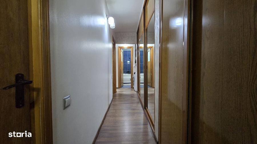 Apartament cu 2 camere decomandat în Banat