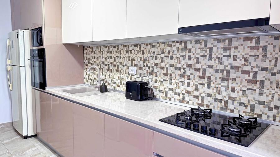 Apartament cu 2 camere decomandat în Titan