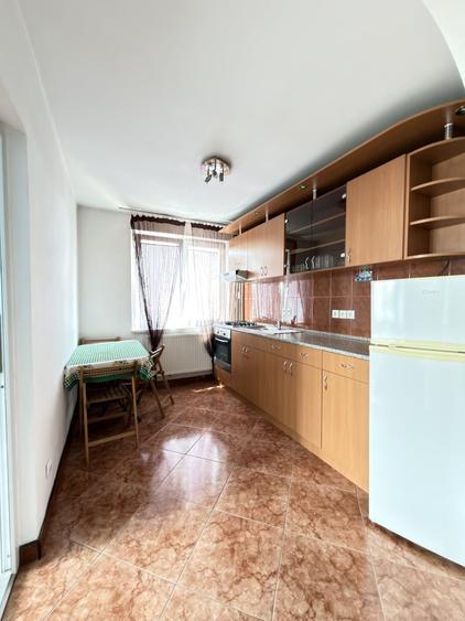 Apartament cu 2 camere decomandat, mobilat în Aradului