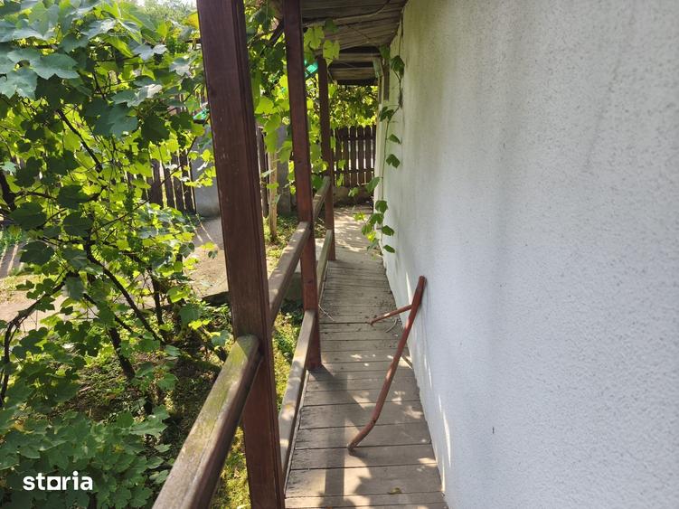 Casă cu Teren 1680 Mp în Ernei