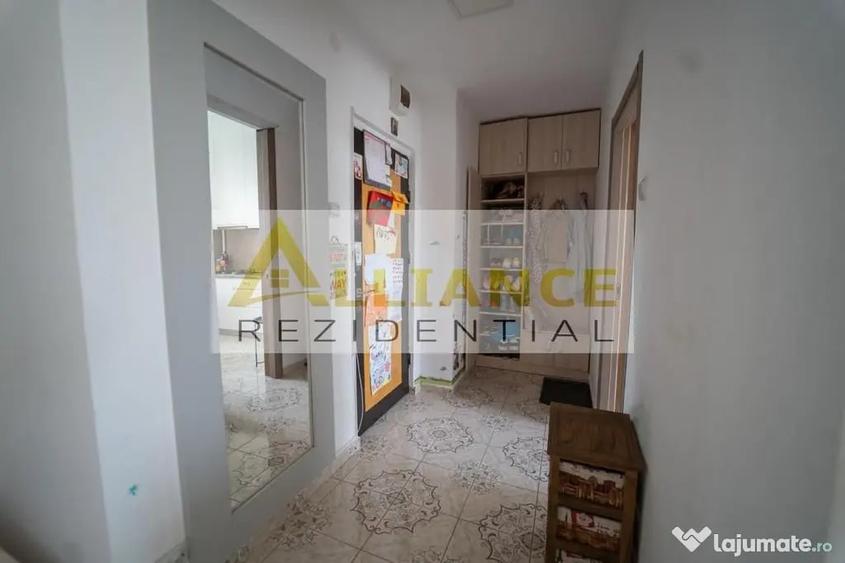 Apartament cu 2 camere semidecomandat în Brâncoveanu