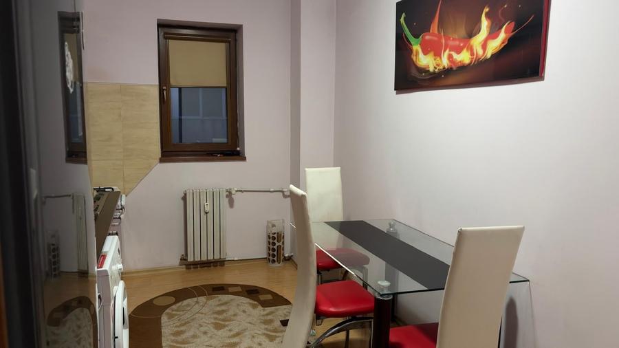 Apartament cu 2 camere decomandat în Gara