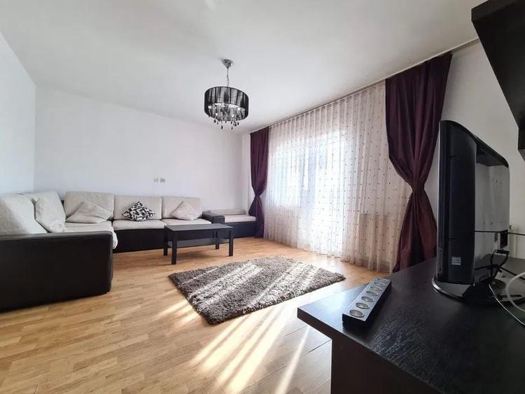 Apartament cu 2 camere decomandat, mobilat în Vitan Mall