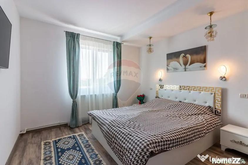 Casă cu 5 camere cu Teren 498 Mp în Tântava