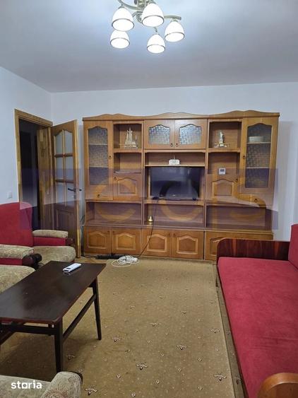 Apartament cu 3 camere decomandat, mobilat în 1 Mai