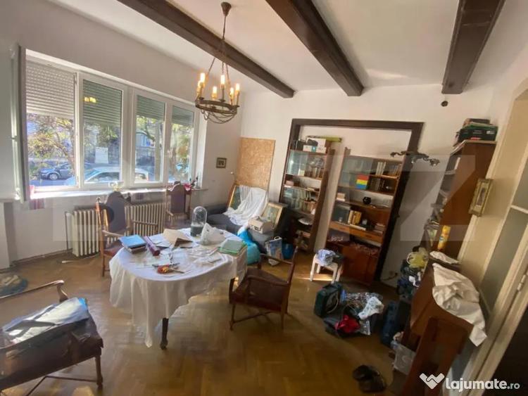 Apartament de vanzare , zona Ultracentrala, in vila - 1