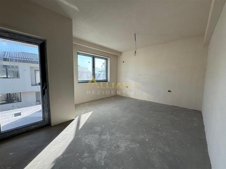 Duplex cu 4 camere cu Teren 219 Mp în Central