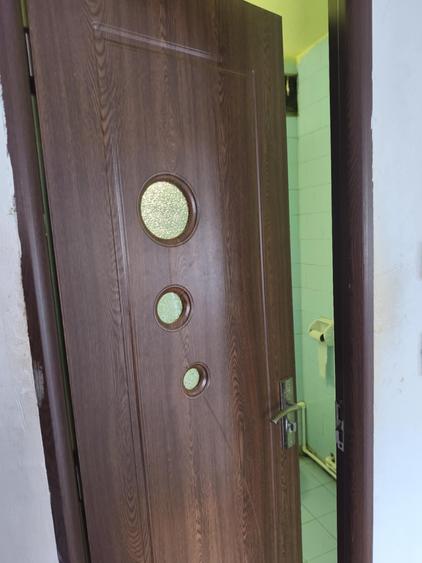 Vand Garsoniera Lupeni - 5