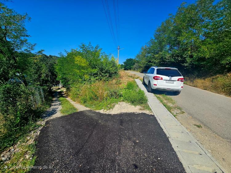 Teren intravilan 2322 mp, Păcuri – vedere superbă spre pădure! - 2