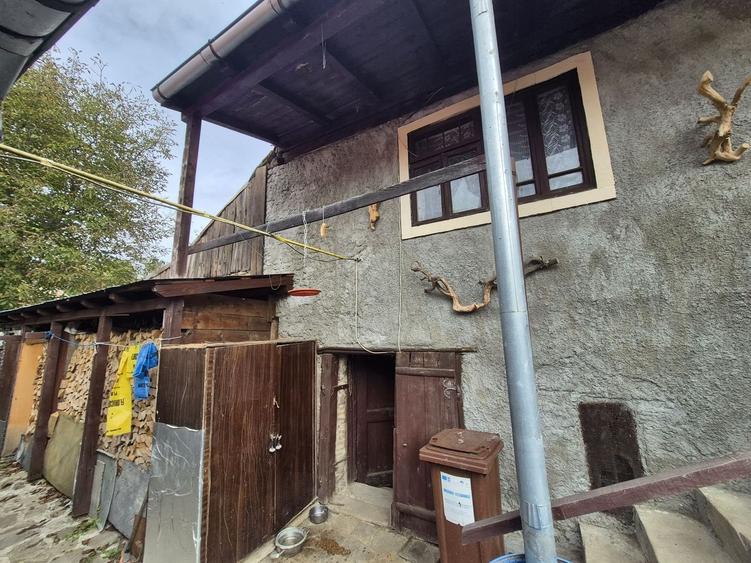 Vila 4 camere + teren 818 mp central Provita de Sus (lângă școală) - 39