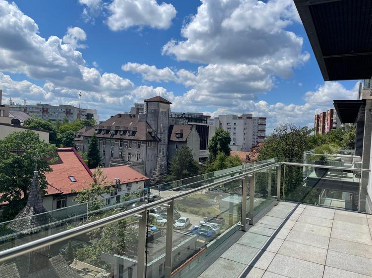 Spacious 3-bedroom apartment//terrace//boutique building//Kiseleff area - 10