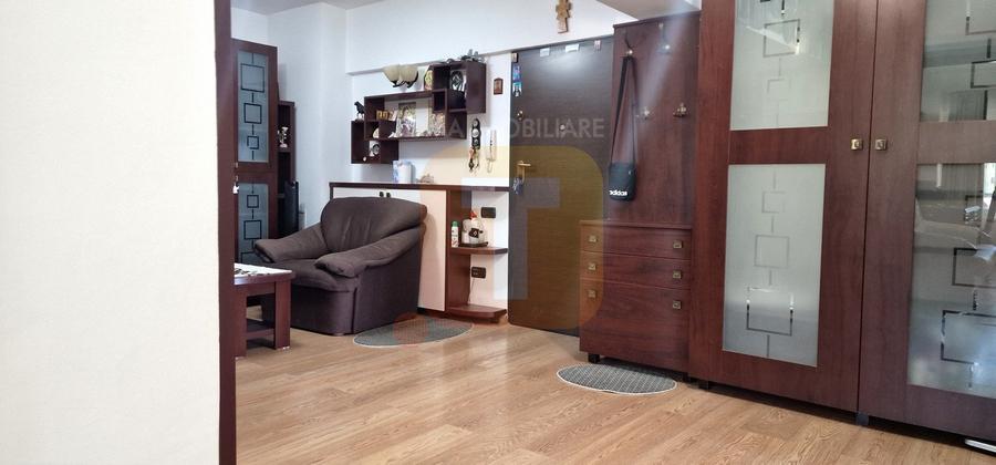 De închiriat! Apartament 3 camere  – Ultracentral - 2