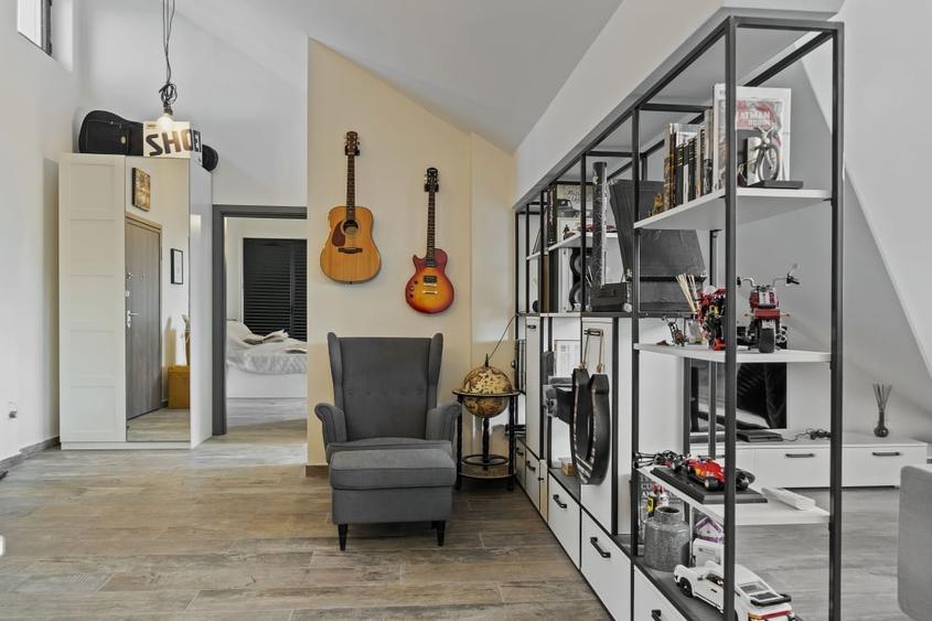 Cladire cu 5 apartamente de vanzare - 3