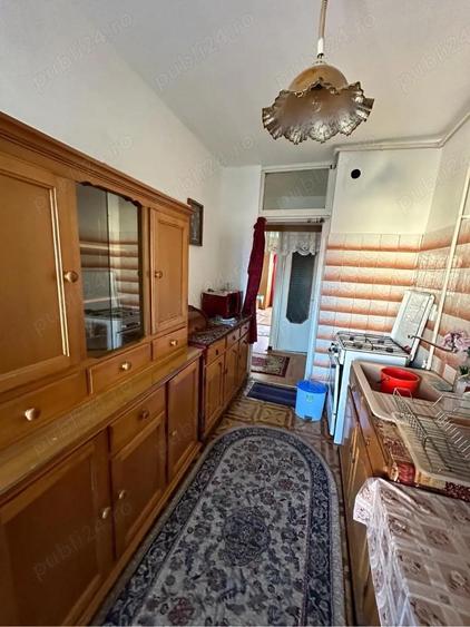 Vand apartament 3 camere, etaj 3 - 6