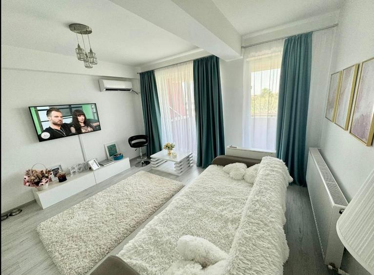 Inchiriez Apartament 2 camere - 1