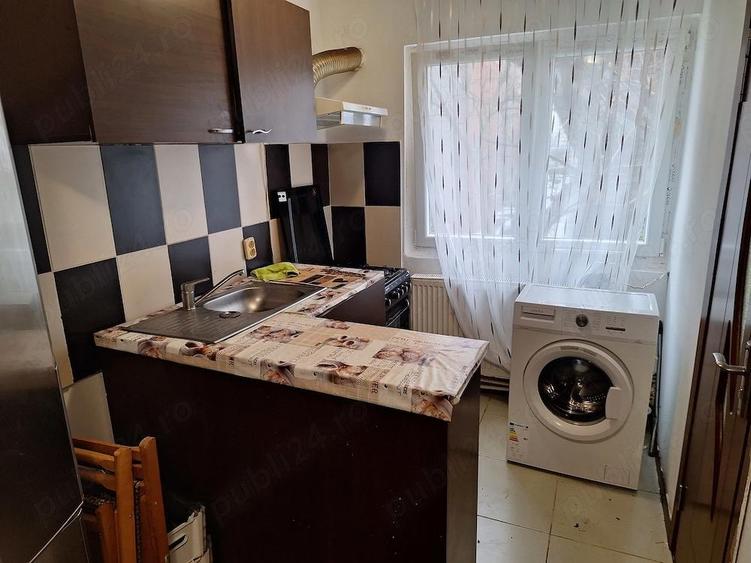 Inchiriez 2 garsoniere cu 1300 lei in spate la Mega Mall, si la straini - 4