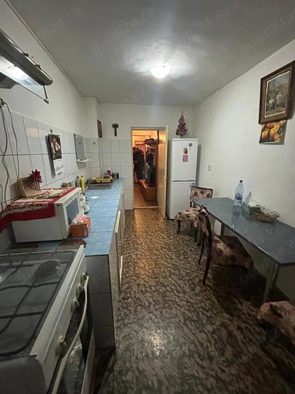 Apartament cu 3 camere ( spatiu comercial) CET ANDA - 5