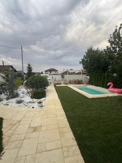 Casa spatioasa, panouri solare, Damila - 2