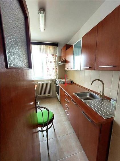 ,Apartament in bloc reabilitat- 10 min metrou OBOR - 8