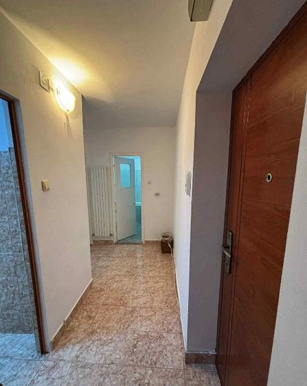 Garsoniera decomandata - zona Racadau - 9