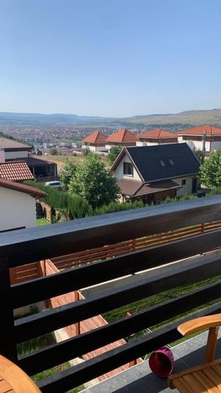 Casă duplex modernă cu acces separat, terase panoramice și curte privată – Zona - 15