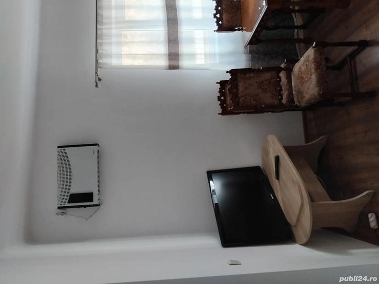 De vanzare casa demisol si parter garaj si teren - 2