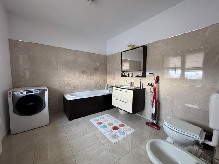 Apartament duplex spațios zona Tractorul - 4