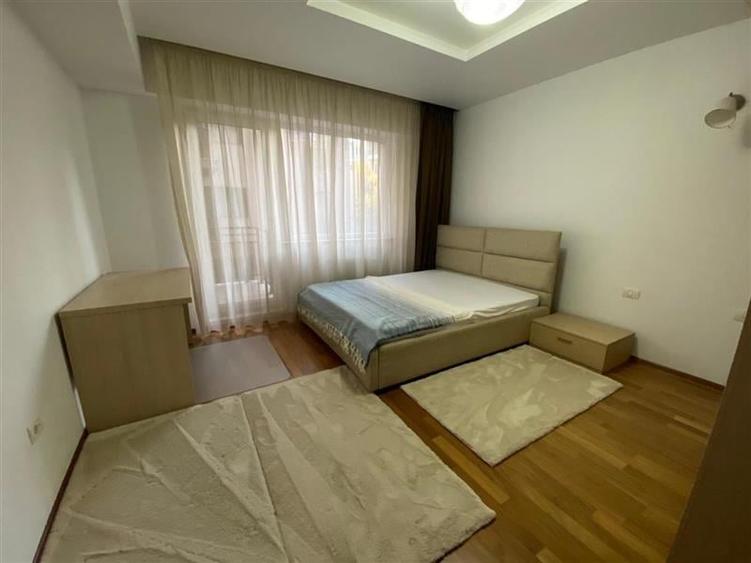 Apartament 3 camere // 150 Mp utili // Terasa 18 mp // 50m de Parc - 10