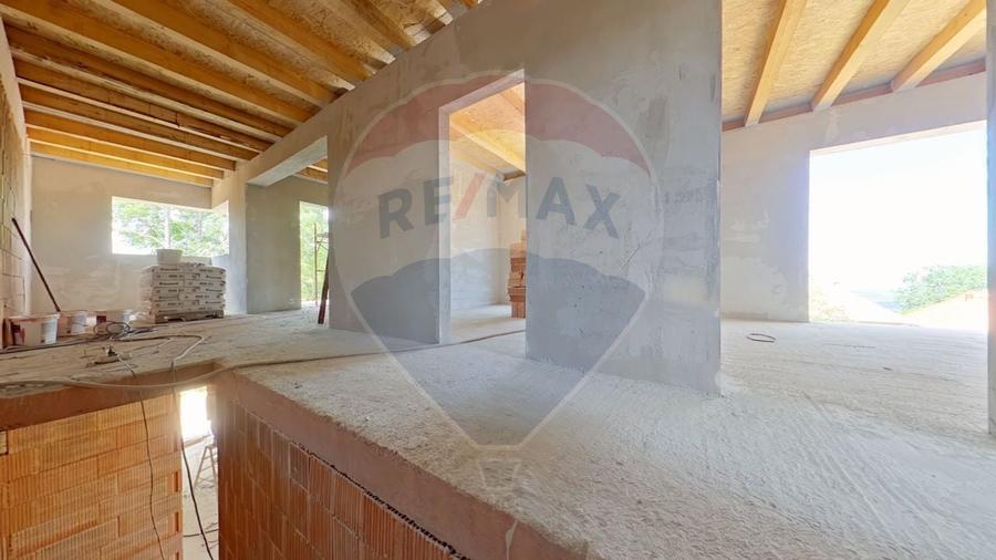 Vilă in constructie, locatie excelenta, Comision 0% - 8