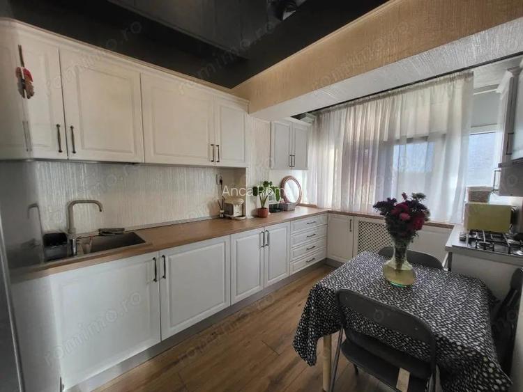 Vanzare apartament 2 camere - etaj 2 *modern mobilat ?i utilat* - zona 9 Mai Vanzare apartament 2 camere - etaj 2 *modern mobilat ?i utilat* - zona 9 Mai