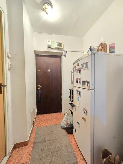 Iancului - Pantelimon, bloc 1980 - 9