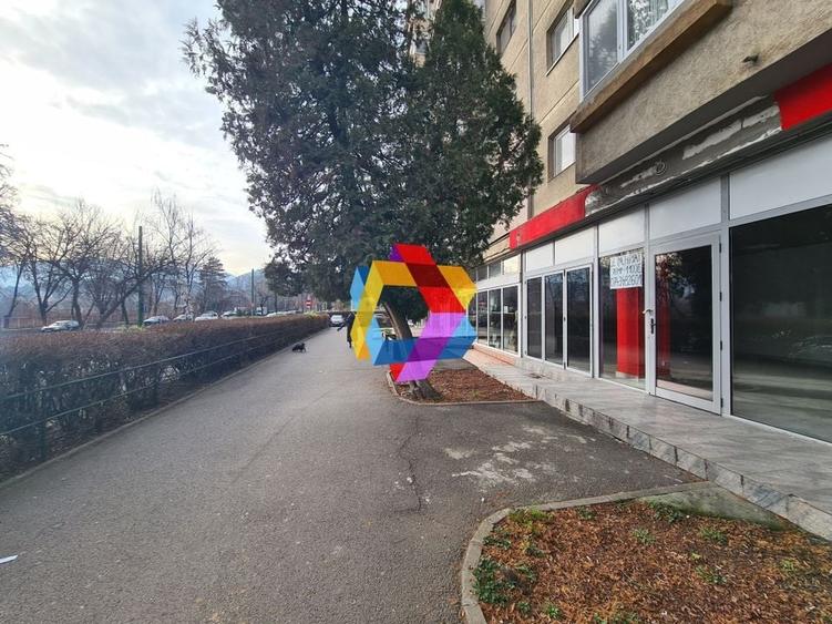 Spatiu comercial de închiriat Brasov - 78 mp  # spatii-comerciale-brasov.ro - 2