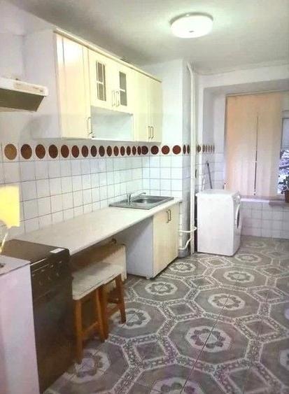 Vanzare Garsoniera Unirii Fantani, Pozitie Premium, Structura Monolit, Etaj 1 - 2