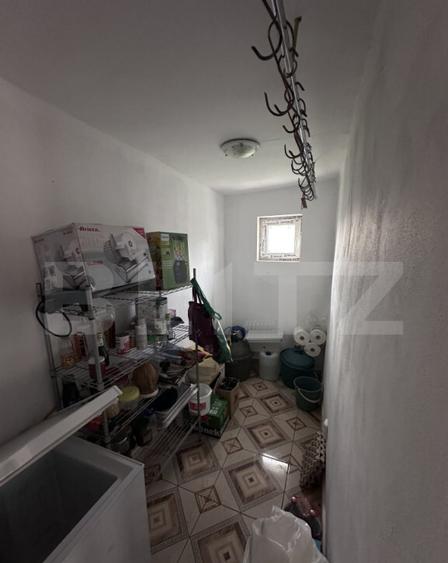 Casa de vanzare, zona deosebita , teren generos,Sali? - 27