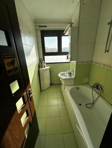 AP. 2 CAMERE EROII REVOLUTIEI, CENTRALA, MASINA SPALAT VASE, METROU - 7