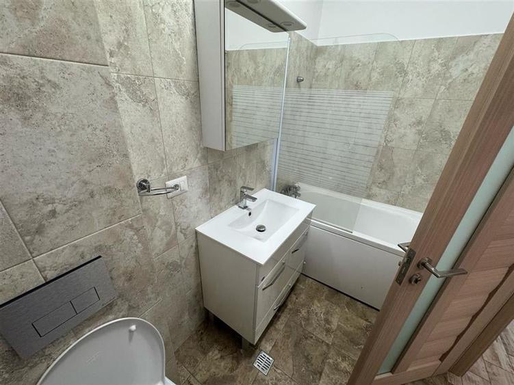 Garsoniera 45 mp utili, mobilata, parcare, et 1, bloc nou Cuza Voda - 6