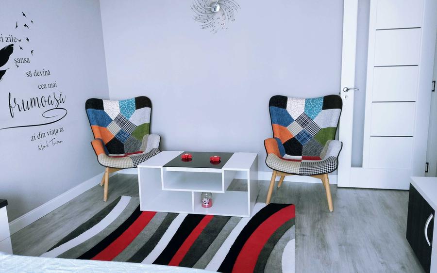 Inchiriez apartament - 4