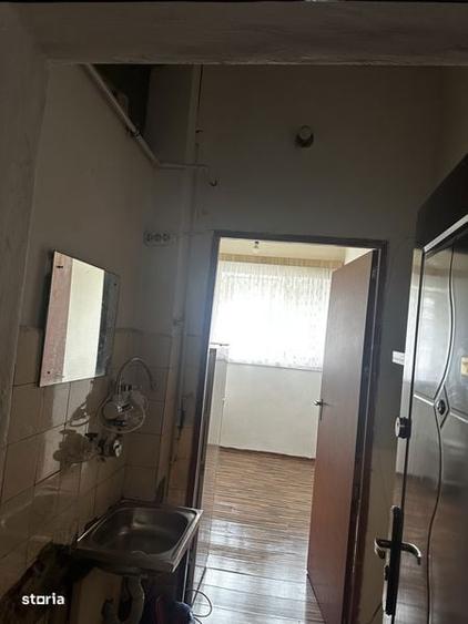 Camera camin cu baie propie - 6