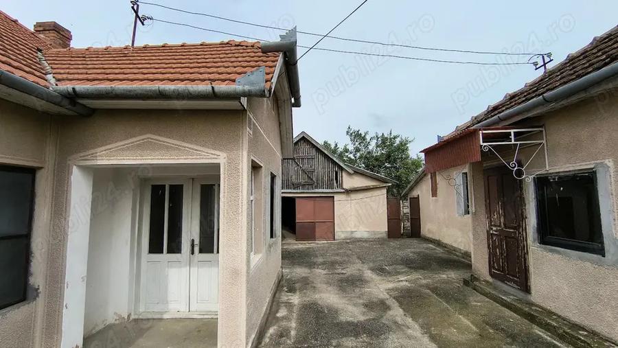 De vanzare casa in Semlac - 2