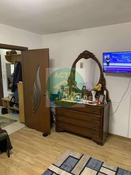 Apartament 3 camere, etaj 3 - 6