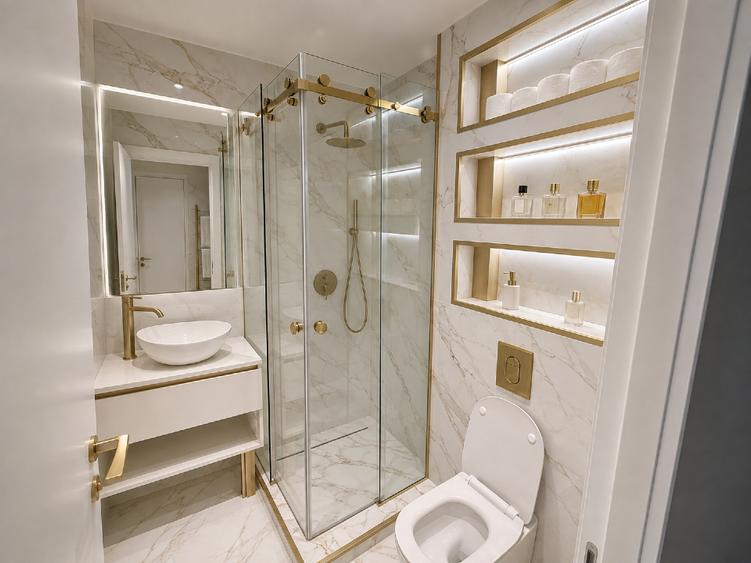 Apartament cu 3 camere decomandat, mobilat în Central