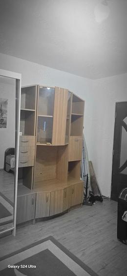 Inchiriez Garsoniera zona Dambu Pietros - 9